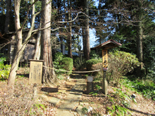 峠の小さな美術館